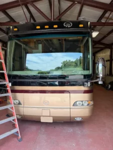RV windshield crack repair in Pickens SC